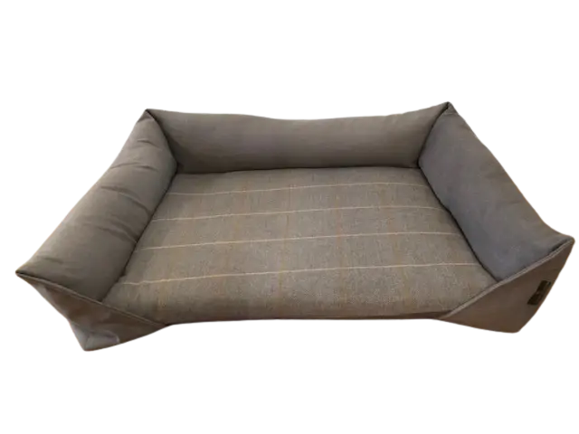 Sofa Pet Bed | Fibre Filled With Poly Bonded Inner Removeable Pad | Non Slip Base 